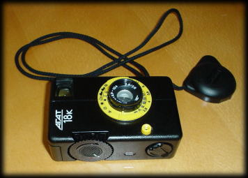 �����Y�L���b�v�ƃX�g���b�v�����Ă܂����I